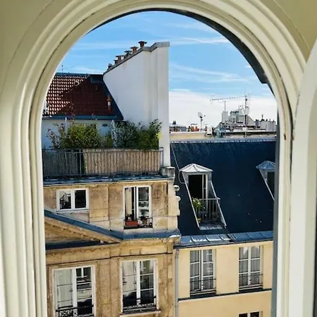 Marais - Sur Les Toits * Paris