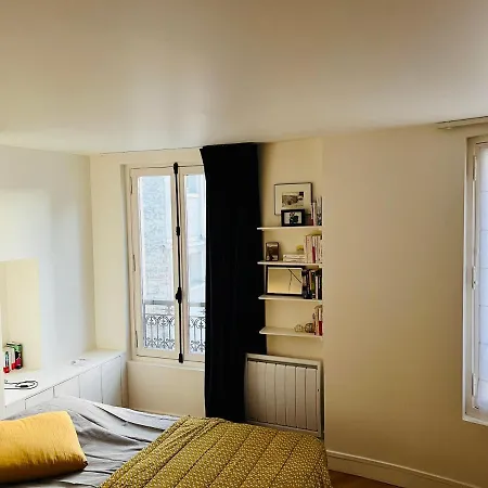 Marais - Sur Les Toits Apartment